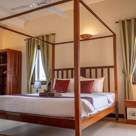Den Hotel Totonou シェムリアップ エクステリア 写真