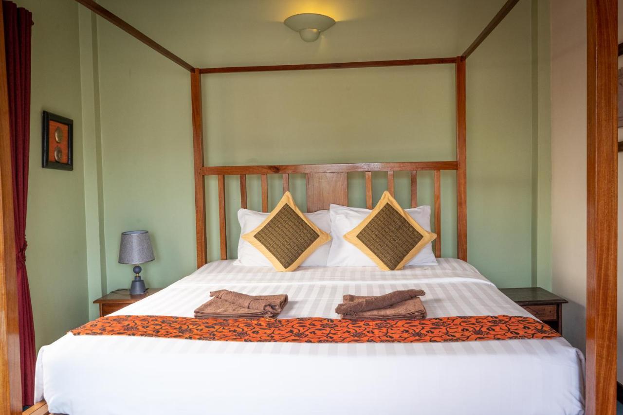 Den Hotel Totonou シェムリアップ エクステリア 写真